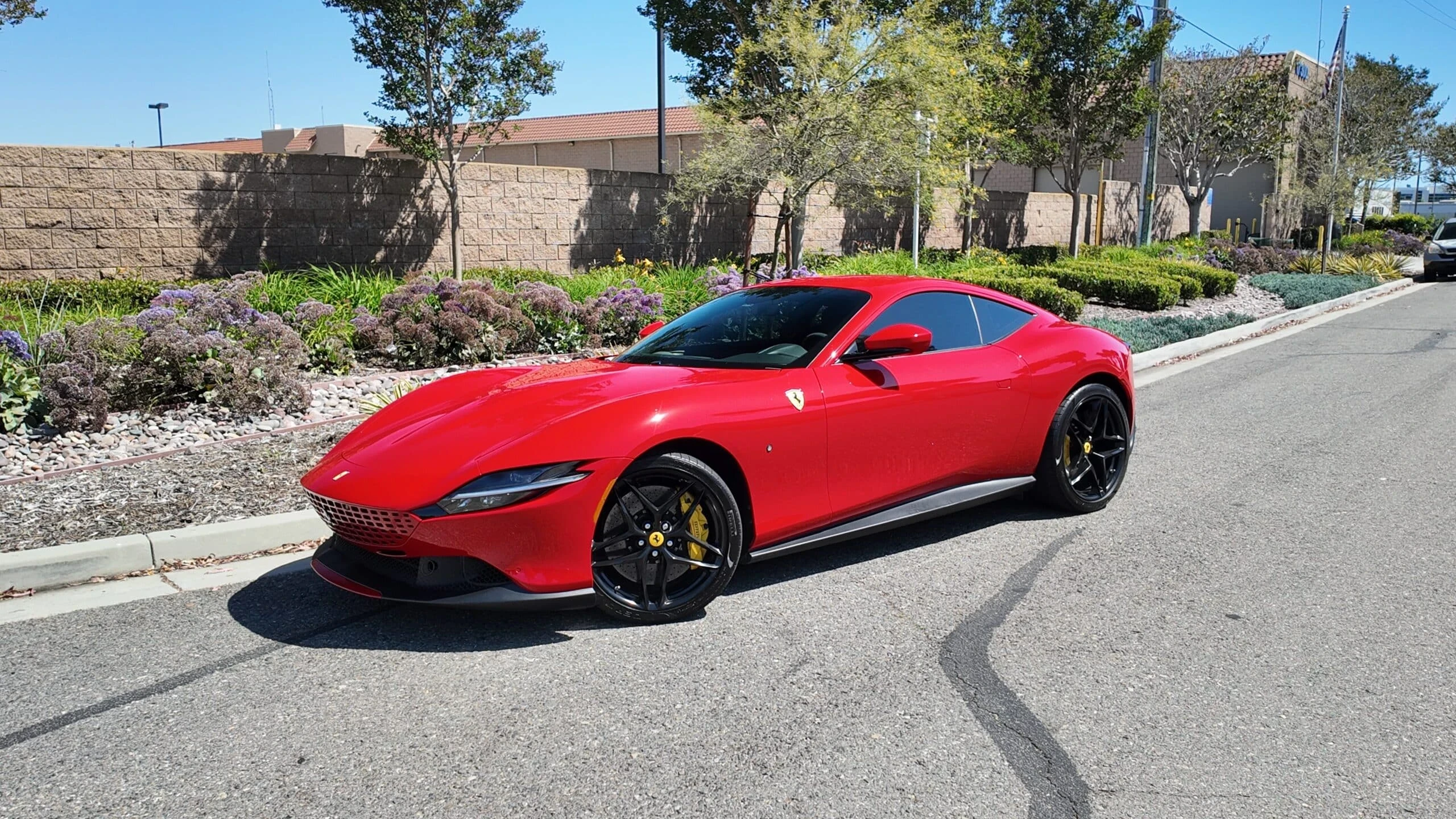 Ferrari Roma Año por confirmar representative rental image