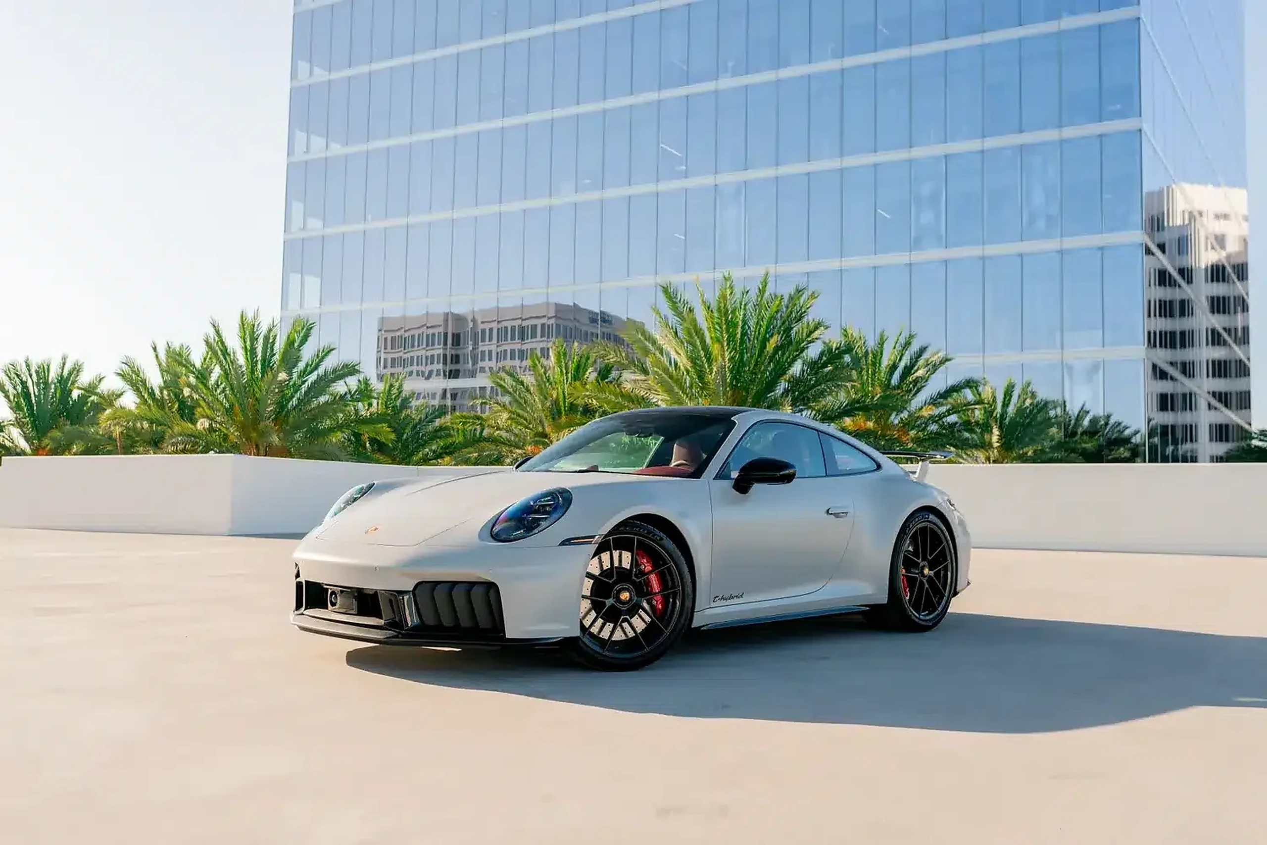 Porsche 911 Carrera GTS Año por confirmar representative rental image
